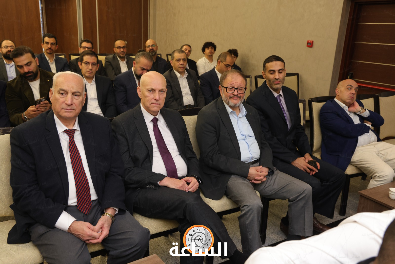 Madar Al-Saa Images 0.8117672383810888