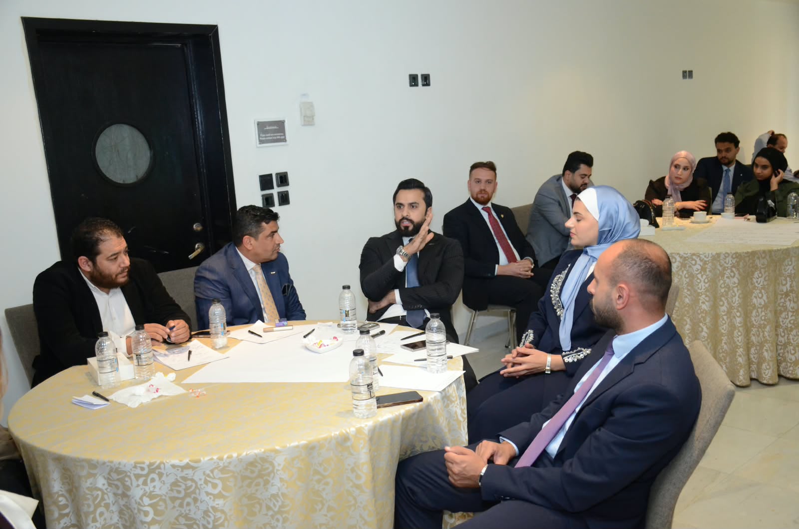 Madar Al-Saa Images 0.45870444997701865