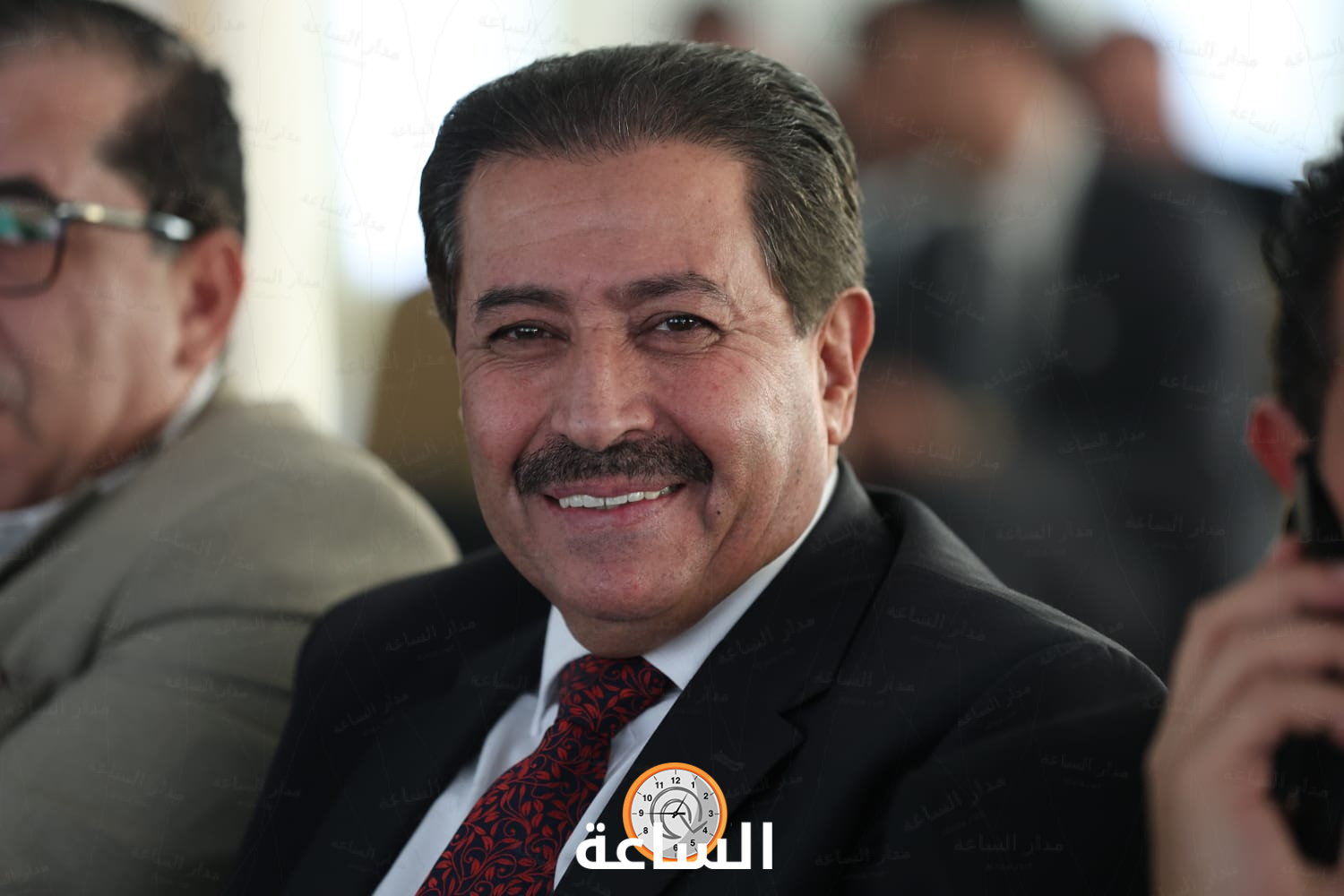 Madar Al-Saa Images 0.9128140328082988