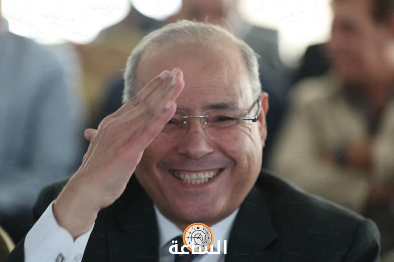 Madar Al-Saa Images 0.7968458150029619