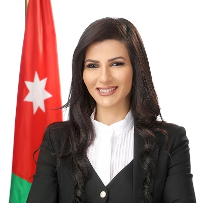 ديما القيسي 