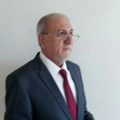 الدكتور رشيد عبّاس  
