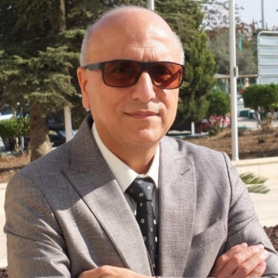الأستاذ الدكتور هاني هياجنه