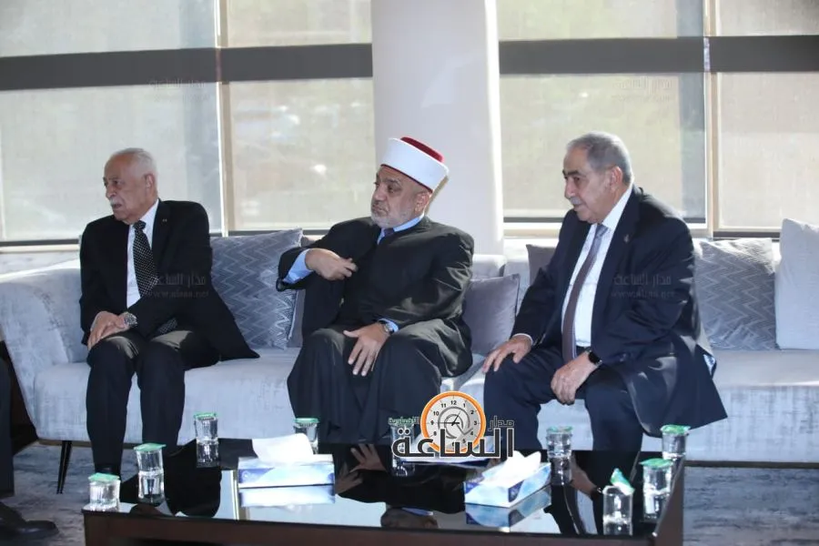 مدار الساعة,أخبار الأردن,اخبار الاردن,رئيس الوزراء,الملك عبدالله الثاني,هيئة الأركان المشتركة,وزارة الثقافة,الديوان الملكي,الأمير غازي بن محمد,مجلس الأعيان,القوات المسلحة,العمليات الخاصة,الجيش العربي,القيادة العامة للقوات المسلحة,موسى الساكت,العميد طلال العدوان,الدكتور محمد الخلايلة,جمال الرقاد,الباشا فاضل الحمود,موسى رمضان,الباشا طلال الكوفحي