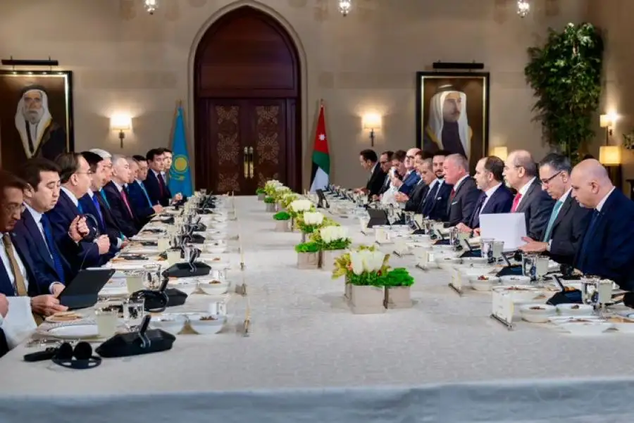 مدار الساعة,أخبار الأردن,اخبار الاردن,الدكتور جعفر حسان,نائب رئيس الوزراء,وزير الخارجية وشؤون المغتربين,وزير الصناعة والتجارة والتموين,وزير الاستثمار,الملك عبدالله الثاني,الحسين بن عبدالله الثاني,ولي العهد,الأمير علي بن الحسين,رئيس الوزراء,أيمن الصفدي,يعرب القضاة,مهند شحادة,الضفة الغربية,قطاع غزة,قصر الحسينية