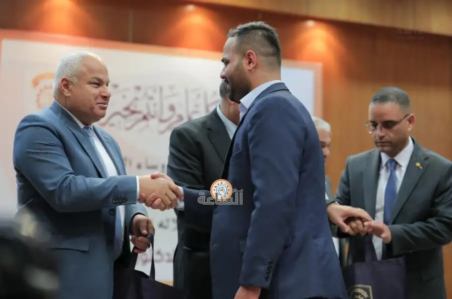 مدار الساعة,أخبار اقتصادية,وزير العمل,الدكتور جعفر حسان,الملك عبدالله الثاني,خالد البكار,الملك عبد الله الثاني,رئيس الوزراء,مؤسسة التدريب المهني,وزارة العمل,رئاسة الوزراء,المركز الثقافي الملكي,التدريب المهني,وادي الأردن,غرفة صناعة الأردن,مجلس الأعيان,الضمان الاجتماعي,يوم العمال