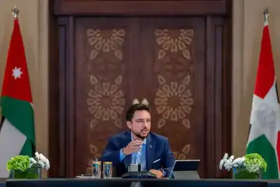 ولي العهد يترأس اجتماعا دوريا للمجلس