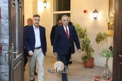 الرواشدة يوقد شعلة الفحيص ويحيي صبيان