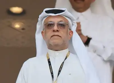 رئيس الاتحاد الآسيوي لكرة القدم يشيد