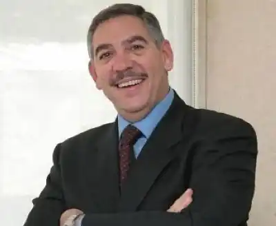 شادي المجالي ينهي خدمات المرايات