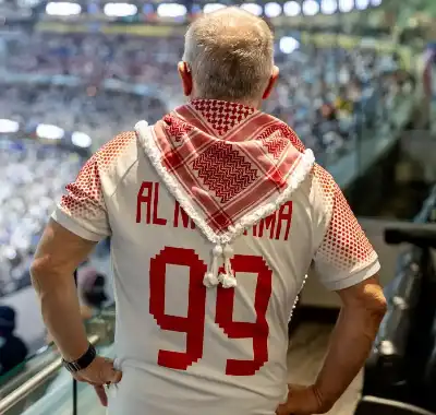 الملك يتابع مباراة الأردن والأرجنتين.. شاهد