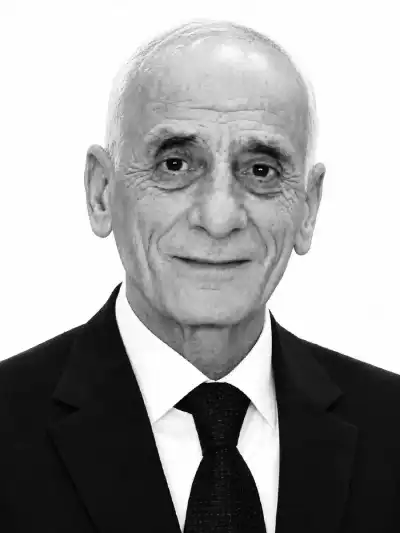 الدكتور مازن روحي الحموري.. في ذمة