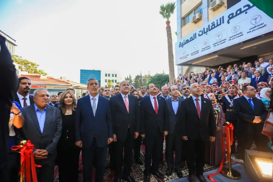مدار الساعة,أخبار الأردن,اخبار الاردن,وزير الشؤون السياسية والبرلمانية,عبد المنعم العودات,الدكتور جعفر حسان,رئيس الوزراء