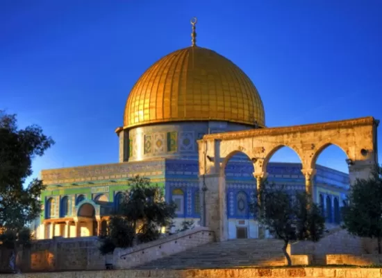مدار الساعة,مقالات,الحسين بن علي,الملك الحسين بن طلال,الملك عبدالله الثاني,وزارة الأوقاف,جامعة البلقاء التطبيقية,المسجد الأقصى