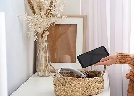 مدار الساعة,أخبار الأسرة,وسائل التواصل الاجتماعي