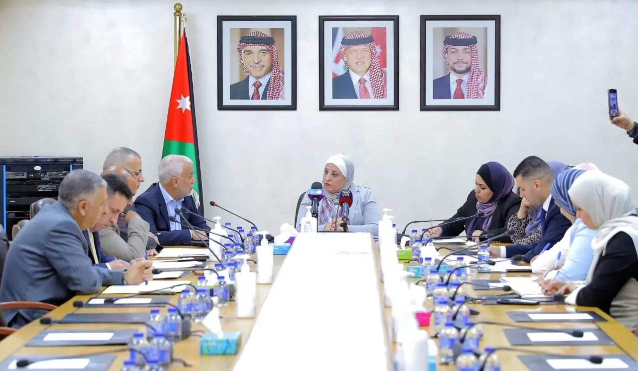مدار الساعة,أخبار مجلس النواب الأردني,وزير التنمية الاجتماعية,كورونا,وزارة التنمية الاجتماعية,صندوق المعونة الوطنية,وزارة العمل,التنمية الاجتماعية