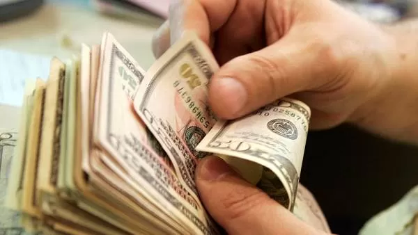 مدار الساعة,أخبار الأسرة