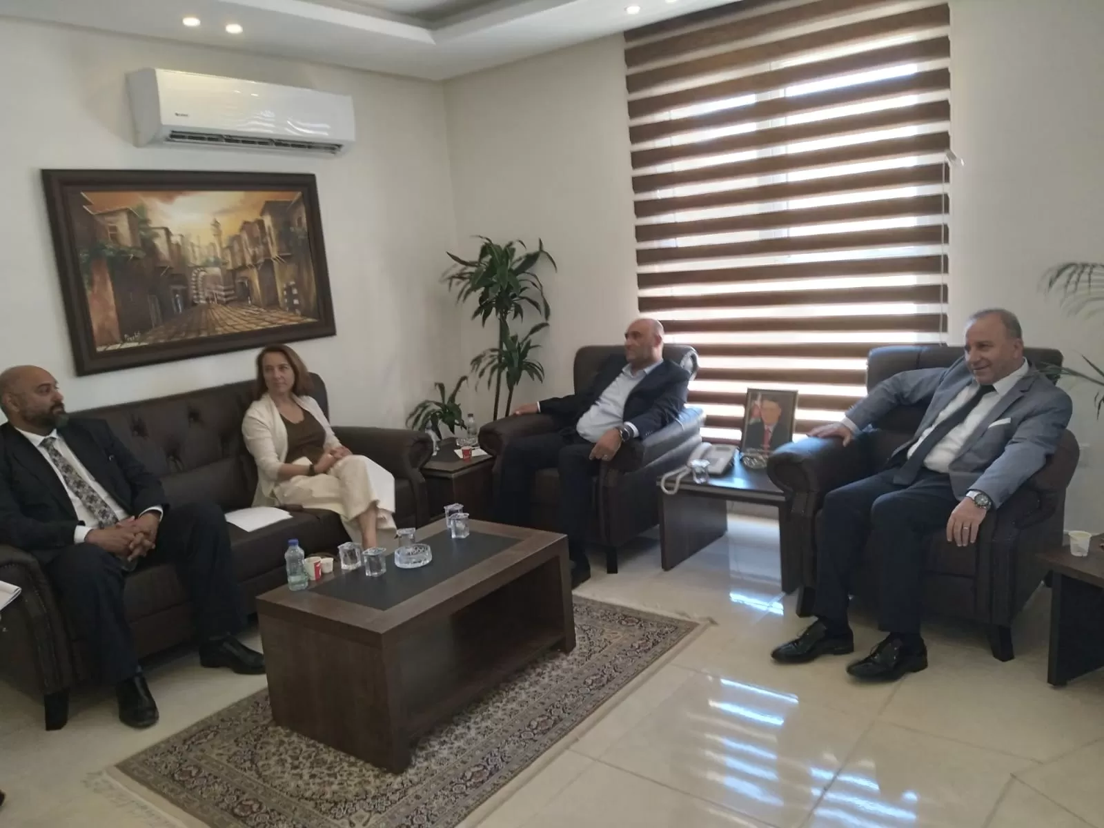 مدار الساعة,مناسبات أردنية,دائرة الشؤون الفلسطينية,أونروا