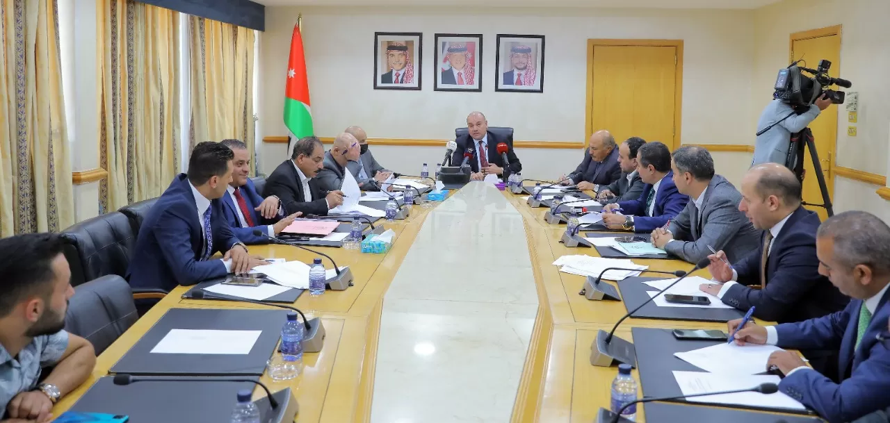 مدار الساعة,أخبار مجلس النواب الأردني,عبد المنعم العودات,وزير العدل,مجلس النواب,مجلس الأعيان,محكمة التمييز,المحكمة الدستورية
