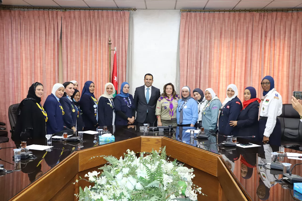 مدار الساعة,مناسبات أردنية,وزارة التربية والتعليم