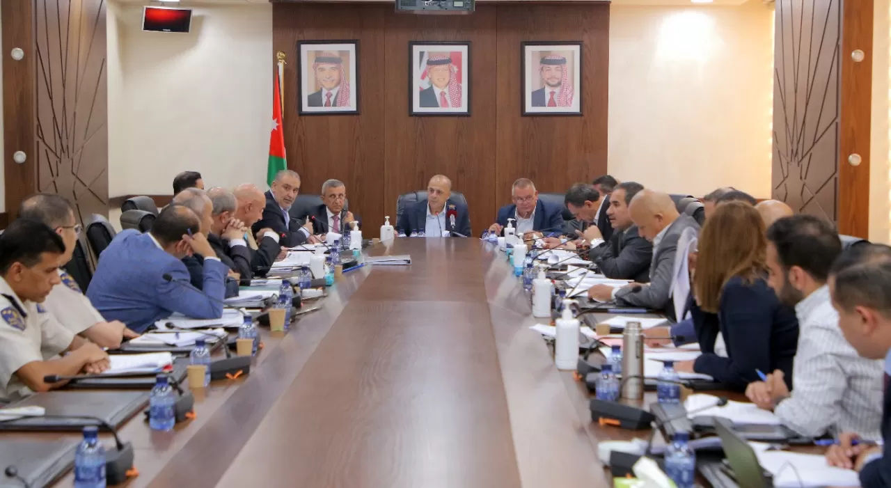 مدار الساعة,أخبار مجلس النواب الأردني,خير ابو صعيليك,المناطق الحرة,وزارة الاستثمار