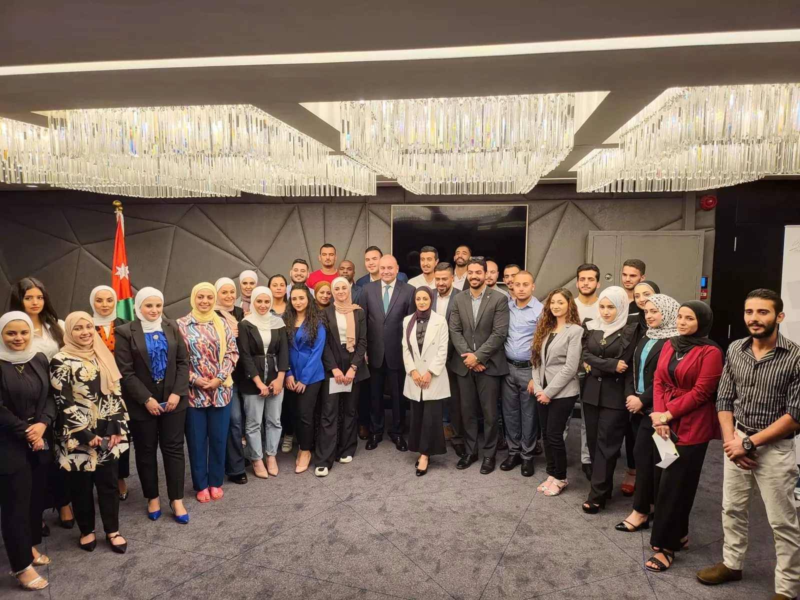 مدار الساعة,أخبار مجلس النواب الأردني,عبد المنعم العودات,الملك عبد الله الثاني,مجلس النواب