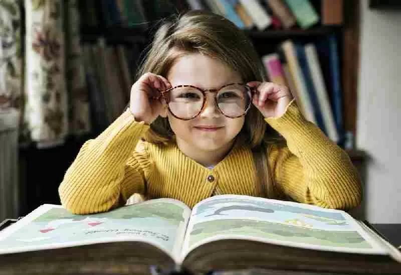 مدار الساعة,أخبار الأسرة