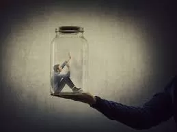 مدار الساعة,أخبار الأسرة