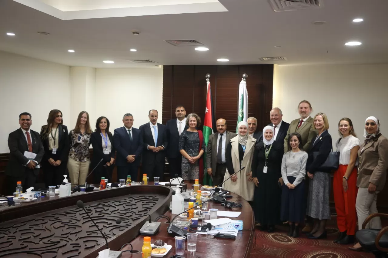 مدار الساعة,مناسبات أردنية,المملكة الأردنية الهاشمية,الملك الحسين بن طلال,الملك عبد الله الثاني بن الحسين,المؤسسة العامة للضمان الاجتماعي,وزارة التخطيط والتعاون الدولي,الضمان الاجتماعي,وزارة التخطيط