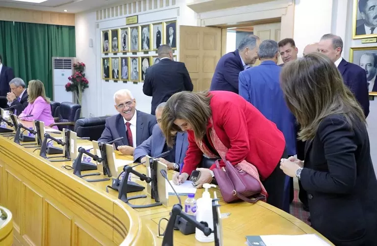 مدار الساعة,أخبار مجلس النواب الأردني,مصطفى الرواشدة,بسام التلهوني,خالد البكار,محمد المومني,مجلس الأعيان,التنمية الاجتماعية
