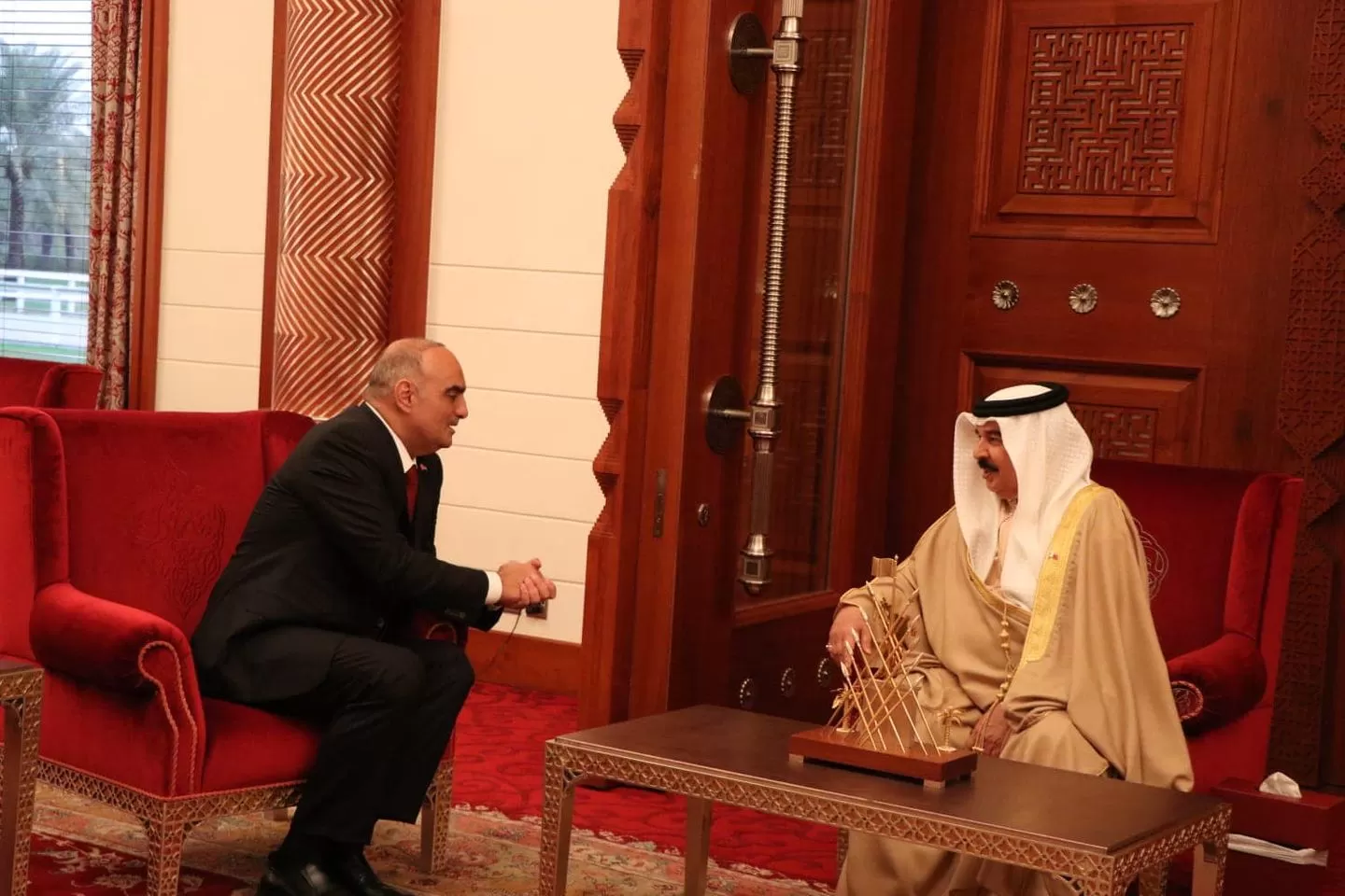 مدار الساعة,أخبار الأردن,اخبار الاردن,وزير الدولة لشؤون رئاسة الوزراء,رئيس الوزراء,الملك عبدالله الثاني,الحسين بن عبدالله الثاني,ولي العهد,المملكة الأردنية الهاشمية,رئاسة الوزراء,الديوان الملكي,الملك حمد بن عيسى,مملكة البحرين