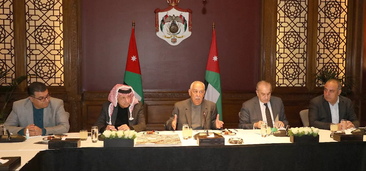 مدار الساعة,أخبار الأردن,اخبار الاردن,نائب رئيس الوزراء,وزير الإدارة المحلية,وزير الأشغال العامة والإسكان,وزير النقل,ماهر أبو السمن,وزير الزراعة,رئيس الوزراء,الملك عبدالله الثاني,الديوان الملكي الهاشمي,وزارة الإدارة المحلية,دائرة الأراضي والمساحة,سلطة المياه,أمانة عمان الكبرى,وزارة البيئة,الإدارة الملكية لحماية البيئة