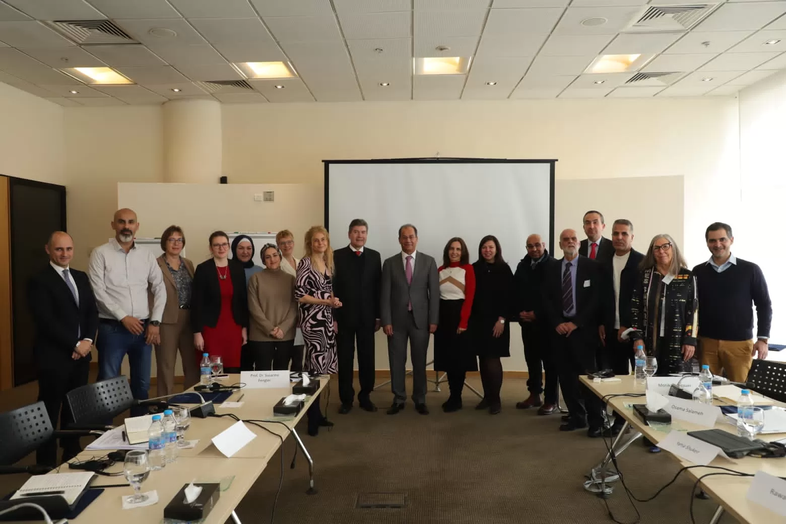 مدار الساعة,مناسبات أردنية,وزير الاتصال الحكومي,وزارة الخارجية