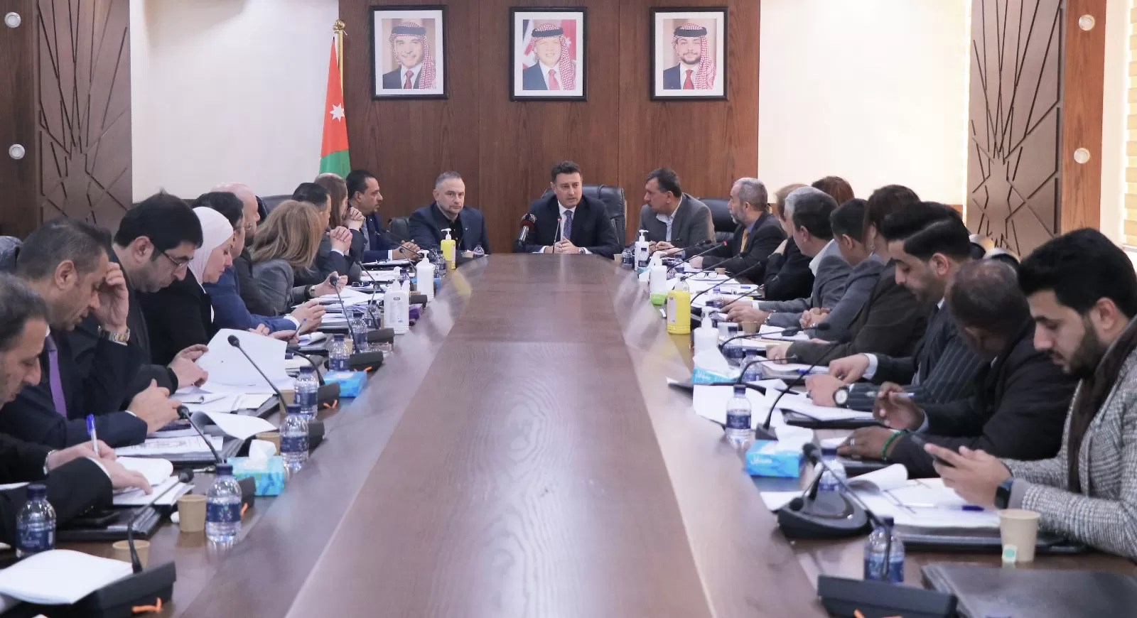 مدار الساعة,أخبار مجلس النواب الأردني,وزير الصناعة والتجارة والتموين,مجلس النواب