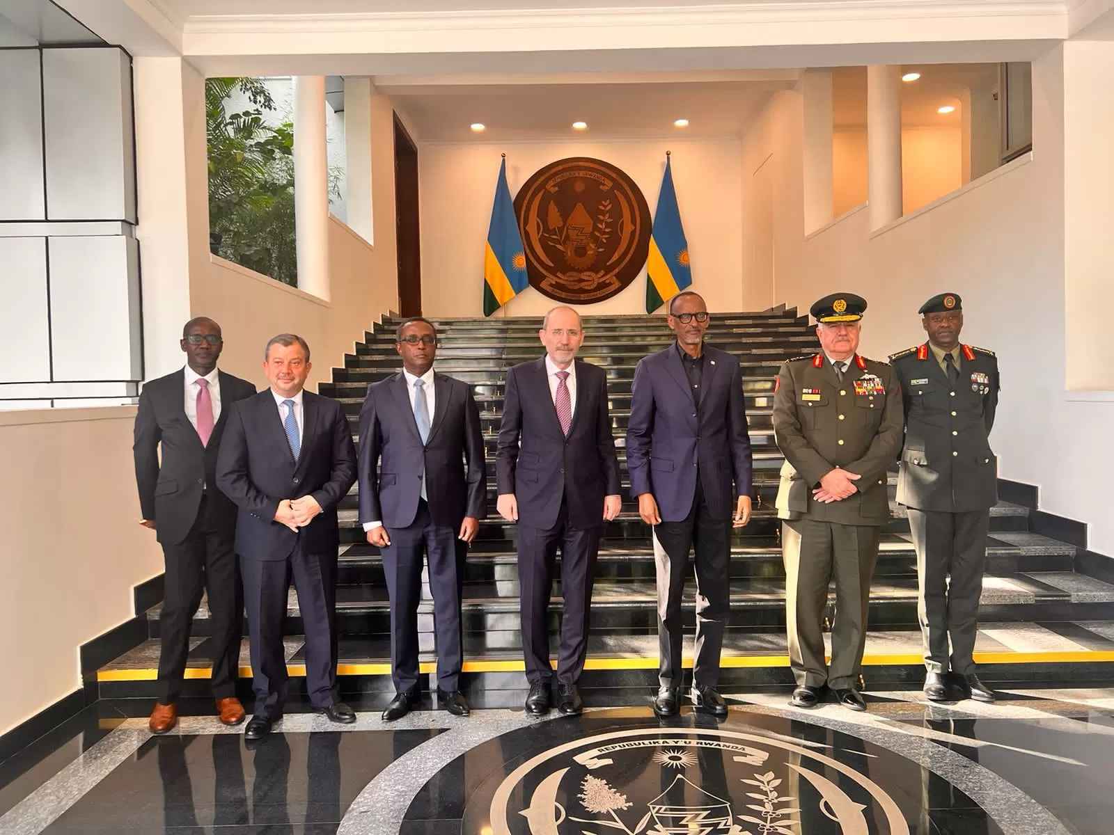 مدار الساعة,أخبار الأردن,اخبار الاردن,نائب رئيس الوزراء,وزير الخارجية وشؤون المغتربين,رئيس الوزراء,أيمن الصفدي,الملك عبدالله الثاني,هيئة الأركان المشتركة,الملك عبد الله الثاني