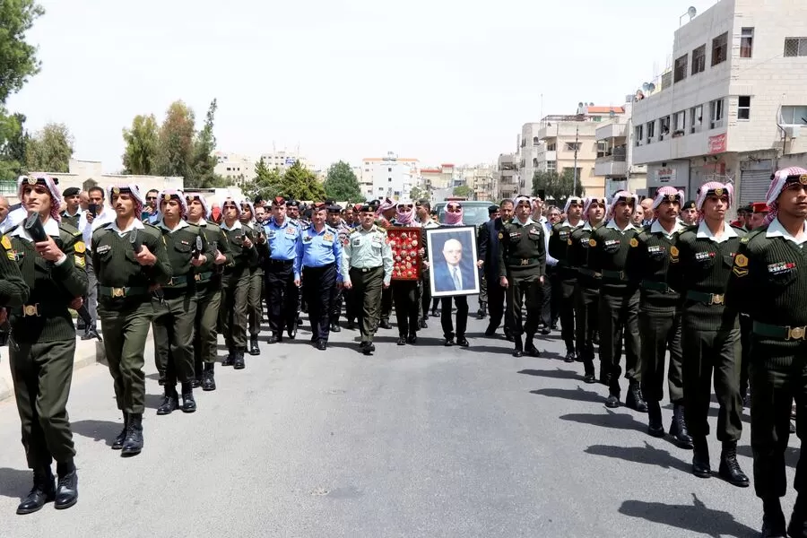مدار الساعة,أخبار الأردن,اخبار الاردن,وزير التربية والتعليم,رئيس الوزراء,القوات المسلحة الأردنية,الملك عبدالله الثاني,المملكة الأردنية الهاشمية,الديوان الملكي,الديوان الملكي الهاشمي,مجلس الأعيان,جامعة اليرموك,جامعة العلوم والتكنولوجيا,الجامعة الهاشمية,القوات المسلحة,الجيش العربي,القيادة العامة للقوات المسلحة,#القوات_المسلحة_الأردنية #تشييع_رئيس_الوزراء_الأردني_الأسبق #مضر_محمد_عايش_بدران #العلم_الأردني #رحمة_ومغفرة_للفقيد