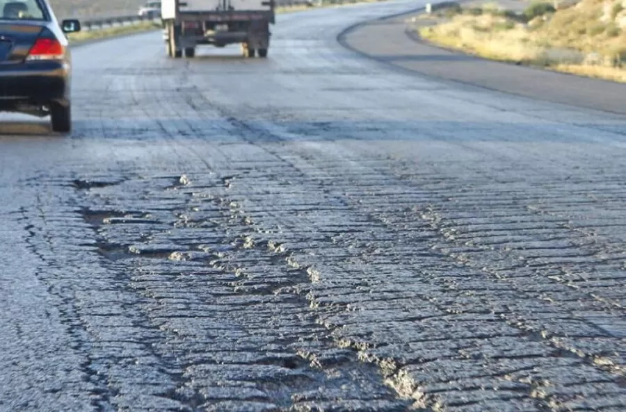 مدار الساعة,أخبار الأردن,اخبار الاردن,وزارة الأشغال العامة والإسكان,وزارة الأشغال,#صيانة_طريق_المطار #تأهيل_الخلطات_الاسفلتية #عطاء_صيانة_الطرق