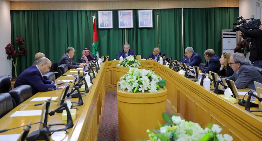 مدار الساعة,أخبار مجلس النواب الأردني,وزير المياه والري,مجلس الأعيان