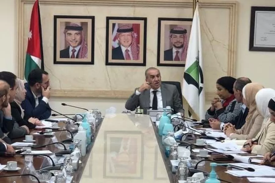 مدار الساعة,مناسبات أردنية,وزير الأشغال العامة والإسكان,وزير النقل,ماهر ابو السمن,وزارة العمل,وزارة الأشغال,الخدمات العامة - التعاون مع المحافظات - حل المشاكل بشكل فوري.