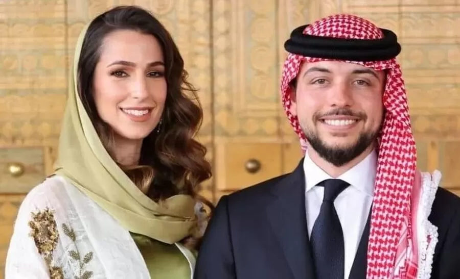 مدار الساعة,Video,فيديو,مناسبات أردنية,ولي العهد,الحسين بن عبدالله الثاني,وزارة الأوقاف والشؤون والمقدسات الإسلامية,وزارة الأوقاف,مواقع التواصل الاجتماعي,#زفاف_ولي_العهد #انشودة_يا_ابن_الهواشم #وزارة_الأوقاف_تهنئ_سمو_الأمير_الحسين