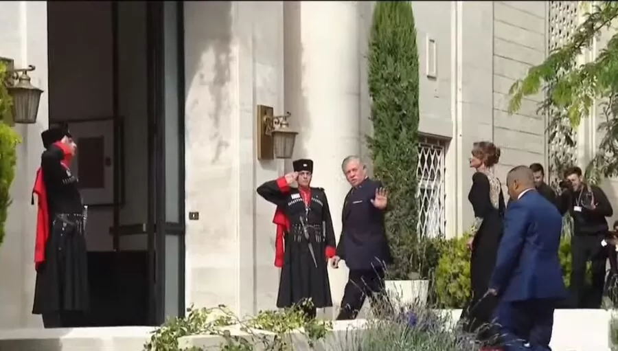 مدار الساعة,Video,فيديو,أخبار الأردن,اخبار الاردن,ولي العهد,الحسين بن عبدالله الثاني,الملك عبد الله الثاني,الملكة رانيا العبدالله,القوات المسلحة,قصر زهران,#عقد_قران_ولي_العهد #قصر_زهران #الأردن_الهاشميّة