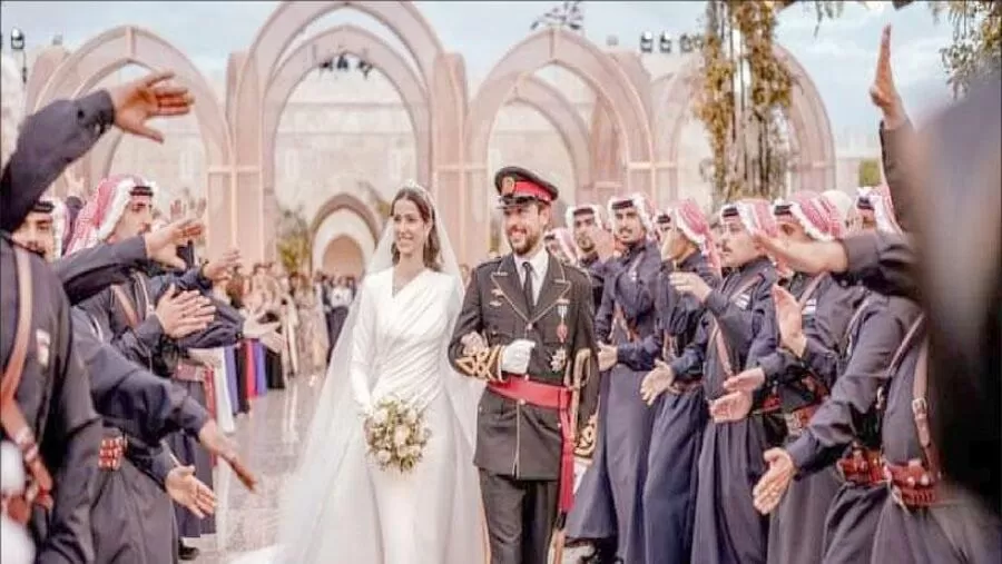 مدار الساعة,مناسبات أردنية,الملك عبدالله الثاني,الملكة رانيا,ولي العهد,الحسين بن عبدالله الثاني,الأميرة رجوة,الأميرة رجوة الحسين,القوات المسلحة,قصر الحسينية,مواقع التواصل الاجتماعي,#الموسيقى_الأردنية #تعلم_الكمان #عزف_الفرح_والنصر