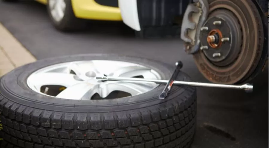 مدار الساعة,أخبار الأردن,اخبار الاردن,1. #تخفيض_الضرائب_على_الإطارات_والكوابح,2. #السلامة_المرورية_على_الطرقات,3. #مطالبات_السائقين_بتخفيض_الرسوم_الجمركية