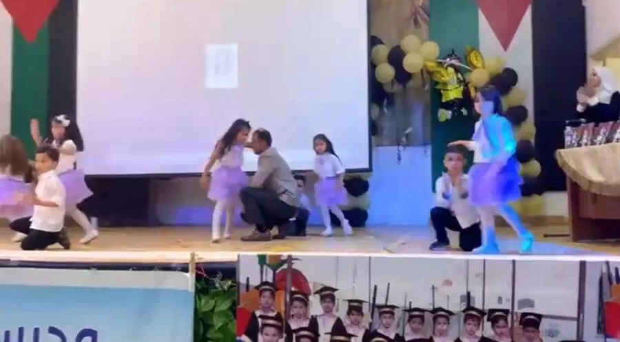 مدار الساعة,Video,فيديو,أخبار الأردن,اخبار الاردن,إذاعة الأمن العام,الأمن العام,إدارة حماية الأسرة,#الأمن_العام #الحس_الأمني #الأبوة_الروحية