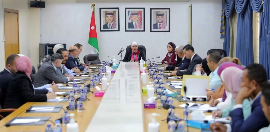 مدار الساعة,أخبار مجلس النواب الأردني,وزيرة التنمية الاجتماعية,المؤسسة العامة للضمان الاجتماعي,وزارة التربية والتعليم,التنمية الاجتماعية,#المدار_الساعة,#المعلمات_في_المدارس_الخاصة,#حماية_العاملات