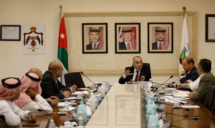 مدار الساعة,أخبار الأردن,اخبار الاردن,وزير الأشغال العامة والإسكان,وزير النقل,ماهر أبو السمن,وزارة الأشغال,1. #التعاون_المشترك,2. #تقديم_الخدمات_الممتازة,3. #تذليل_العقبات