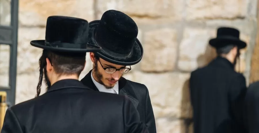 مدار الساعة,أخبار الأردن,اخبار الاردن,وزارة الخارجية,1. #الأردن_و_إسرائيل_توتر: للإشارة إلى التوتر الحاصل بين الأردن وإسرائيل.,2. #الأمن_الأردني_واليهود: للتعبير عن القضية المتعلقة بتصرف الأمن الأردني تجاه اليهود.,3. #العلاقات_الدبلوماسية_الأردنية_الإسرائيلية: للإشارة إلى العلاقات الدبلوماسية بين الأردن وإسرائيل وتأثير التوتر عليها.