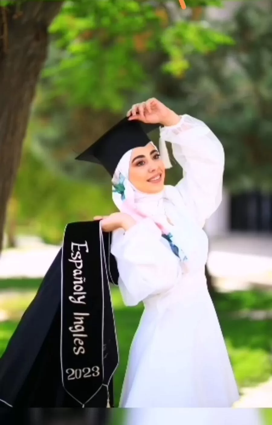 مدار الساعة,أخبار المجتمع الأردني,1. #تهنئة_بالتخرج,2. #تخرج_سلسبيل,3. #البكالوريوس_في_اللغات
