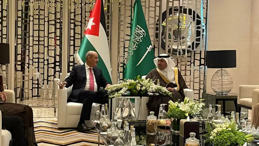 مدار الساعة,أخبار الأردن,اخبار الاردن,وزير الصناعة والتجارة والتموين,وزير العمل,وزير النقل,وزارة الصناعة والتجارة,وزارة النقل,وزارة الصناعة,بورصة عمان,التدريب المهني