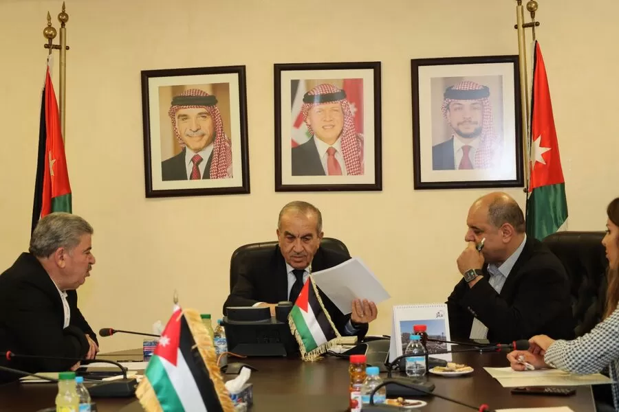 مدار الساعة,أخبار الأردن,اخبار الاردن,وزير النقل,وزير الاقتصاد الرقمي والريادة,وزارة النقل,هيئة تنظيم النقل البري